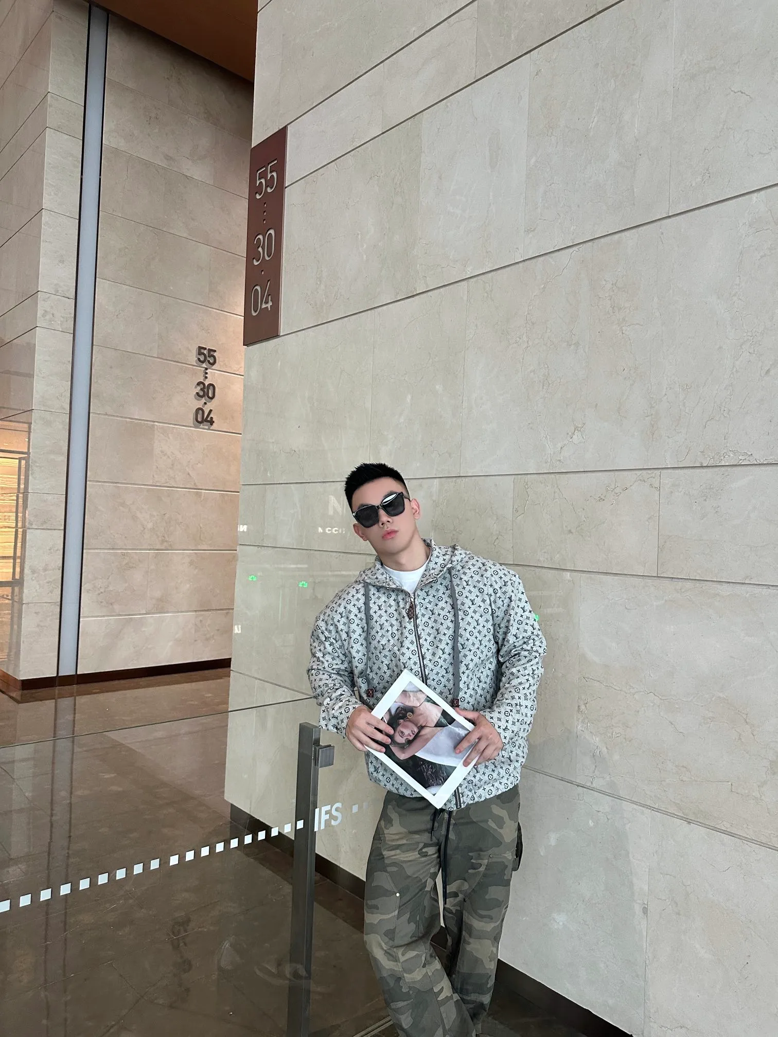 Model picture